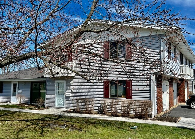 property at 1346 Forestdale Ct