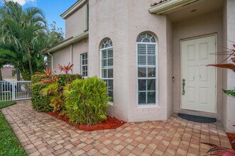 2394 Kemps Bay in Royal Palm Beach, FL - Building Photo - Building Photo
