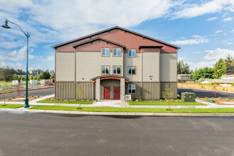 Rockwell Place Apartments in Tumwater, WA - Foto de edificio - Building Photo