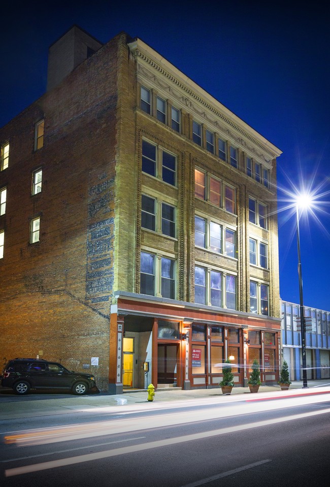 The Williamson Lofts in Cincinnati, OH - Building Photo - Building Photo