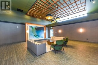 450 Dundas St E in Hamilton, ON - Building Photo - Building Photo