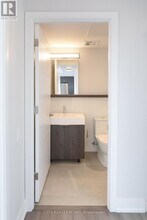2525-2525 Bathurst St in Toronto, ON - Building Photo - Building Photo