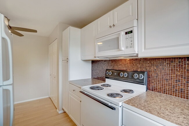 2180 S Lake St, Unit 7 in Salt Lake City, UT - Building Photo - Building Photo