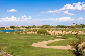 404 Summer Mesa Dr in Las Vegas, NV - Building Photo - Building Photo