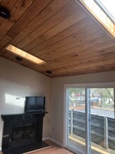 311 Racebrook Rd in Orange, CT - Building Photo - Building Photo