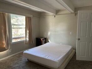 40074 Big Bear Blvd in Big Bear Lake, CA - Building Photo - Building Photo