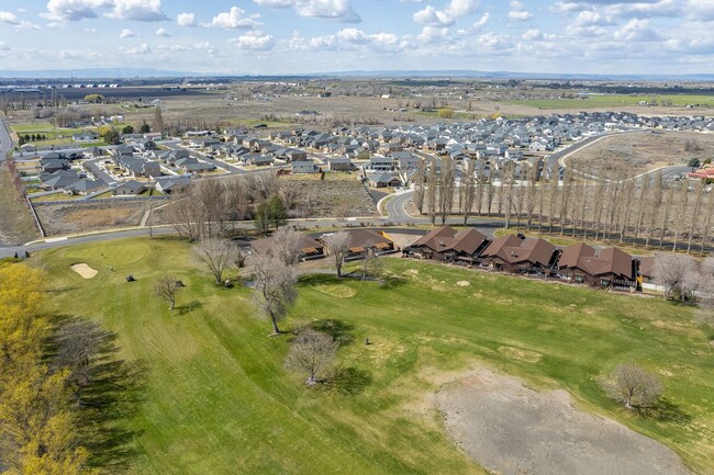 1233 Rd F .2 NE-Unit -1233A in Moses Lake, WA - Building Photo - Building Photo