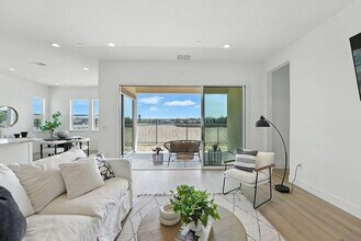 3579 Edgewood Dr in Folsom, CA - Building Photo - Building Photo