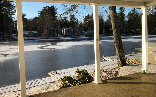 63 Cottage Rd in Enfield, CT - Building Photo - Building Photo