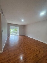 6080 Forest Hill Blvd in West Palm Beach, FL - Building Photo - Building Photo
