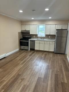75 Carleton Ave in Islip Terrace, NY - Building Photo - Building Photo
