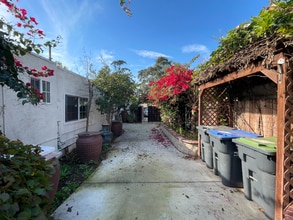 1311 S Ross St in Santa Ana, CA - Foto de edificio - Building Photo