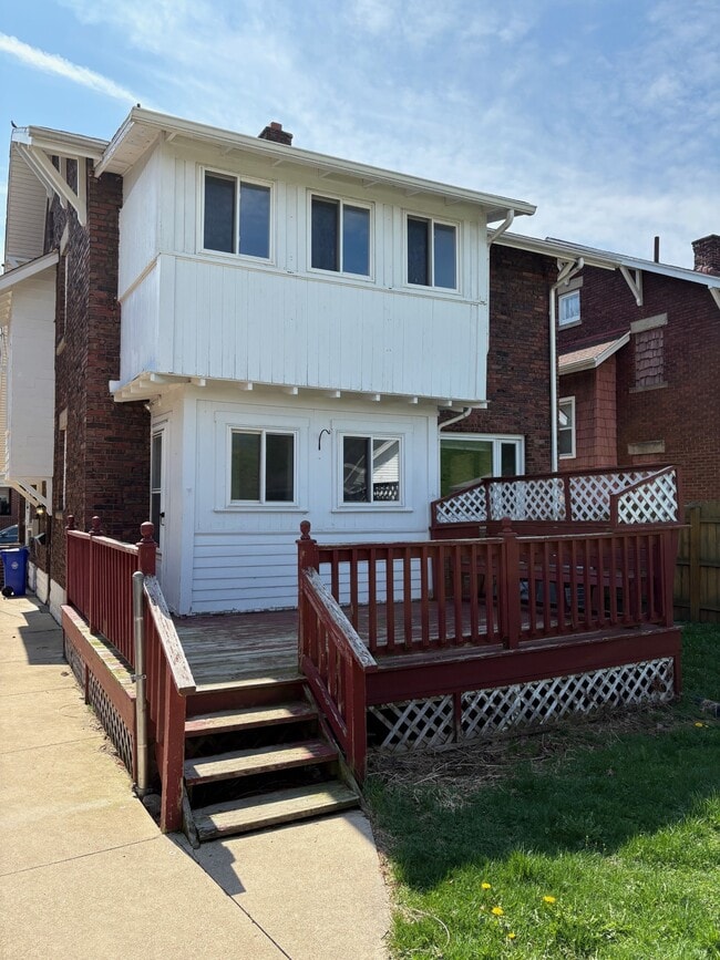 448 W 28th St in Erie, PA - Building Photo - Building Photo