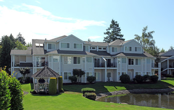 The Links at Northshore in Tacoma, WA - Building Photo - Building Photo