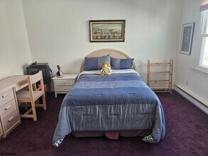 210 N Surrey Ave in Ventnor City, NJ - Building Photo - Building Photo