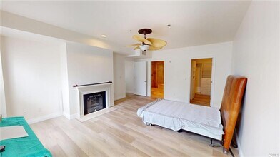 1176 E Avenue I in Lancaster, CA - Building Photo - Building Photo