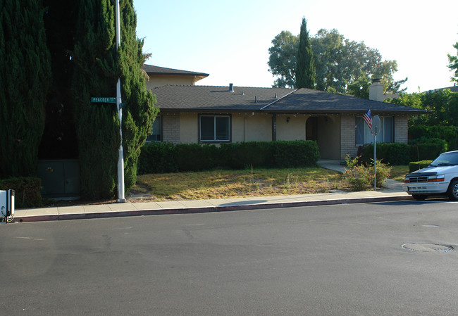 3691 Peacock Ct in Santa Clara, CA - Building Photo - Building Photo