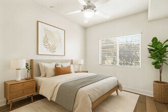 2970 Ripple Pl, Unit 104 in Los Angeles, CA - Building Photo - Building Photo