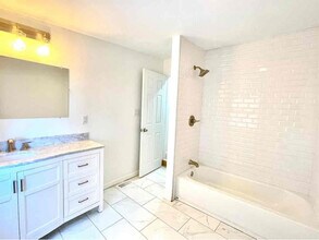 2457 Gaul St in Philadelphia, PA - Building Photo - Building Photo