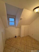 21 N Walnut St in Waterbury, CT - Building Photo - Building Photo