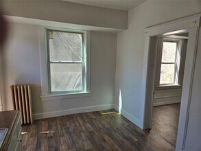 10-20 S Main St in Pearl River, NY - Building Photo - Building Photo