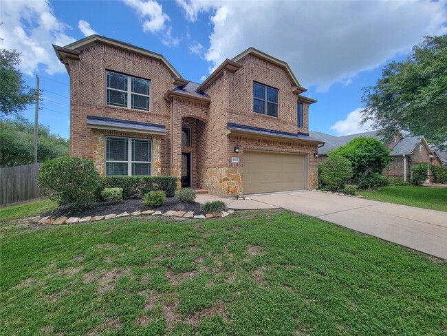 property at 2814 Bay Springs View