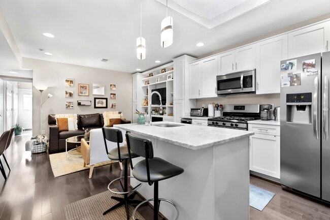 712 Shepherd Rd NW in Washington, DC - Building Photo - Building Photo