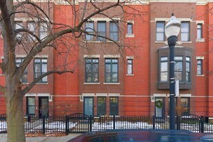 839 W 14th Pl in Chicago, IL - Building Photo