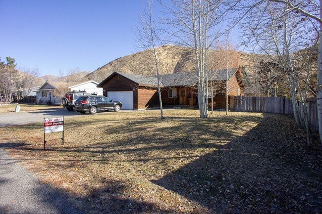 property at 1520 Aspen Valley Dr