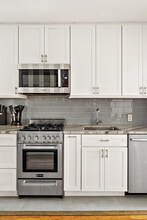 1420 York Ave in New York, NY - Building Photo - Building Photo