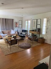 1215 California Ave in Santa Monica, CA - Building Photo - Building Photo