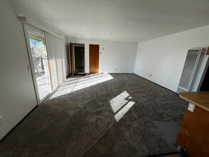 618 Center St in Healdsburg, CA - Building Photo - Building Photo