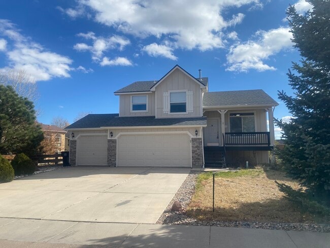 10387 Ross Lake Dr in Peyton, CO - Building Photo - Building Photo