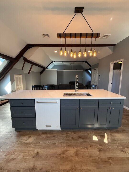 10 High St in Andover, MA - Building Photo