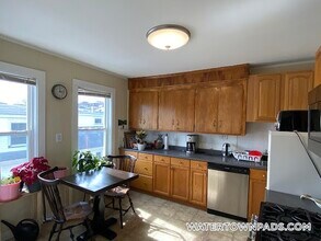 258 Belmont St in Watertown, MA - Foto de edificio - Building Photo