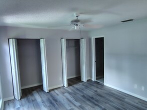 5563 Foxlake Dr, Unit 5563 in North Fort Myers, FL - Foto de edificio - Building Photo