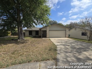 306 Delbert Dr in San Antonio, TX - Building Photo