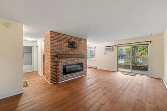 3540 Hennepin Ave in Minneapolis, MN - Foto de edificio - Building Photo