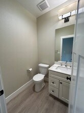 465 E Santa Fe Ave in Pittsburg, CA - Building Photo - Building Photo