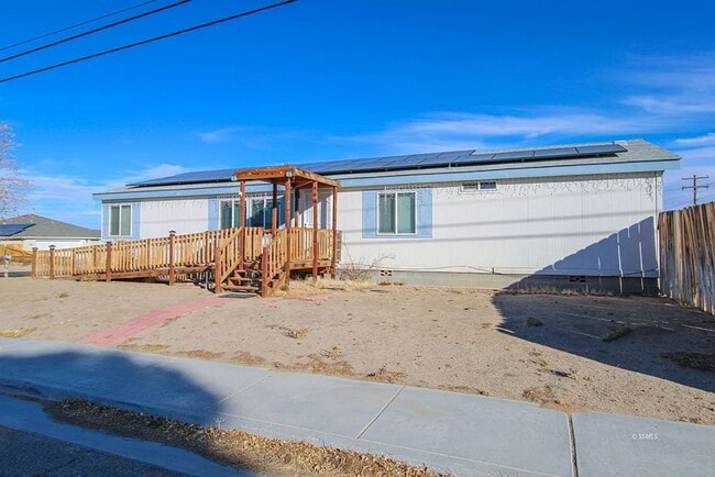 935 W Sullivan Ave in Ridgecrest, CA - Building Photo - Building Photo