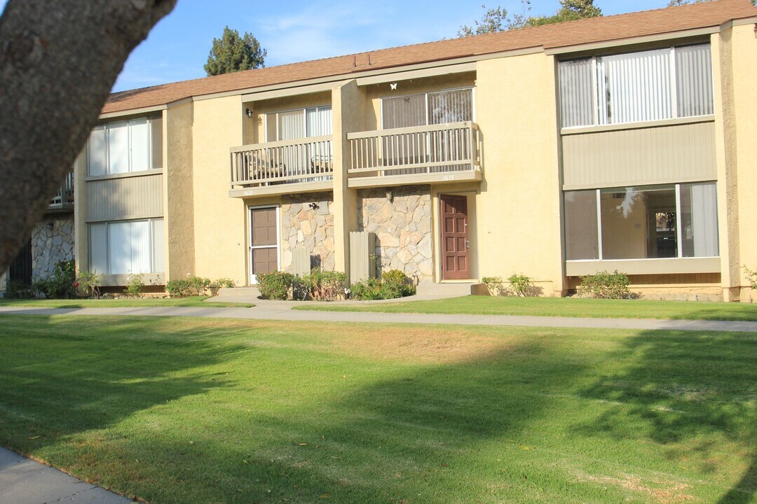 1615 Bassett Ln in Ventura, CA - Building Photo