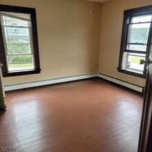 93 Allen St in Netcong, NJ - Building Photo - Building Photo