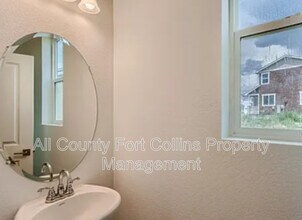 5926 Flying Mallard Dr in Fort Collins, CO - Building Photo - Building Photo