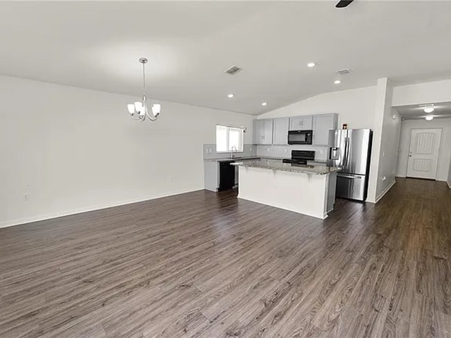 7525 Ibis Dr in Lakeland, FL - Building Photo - Building Photo