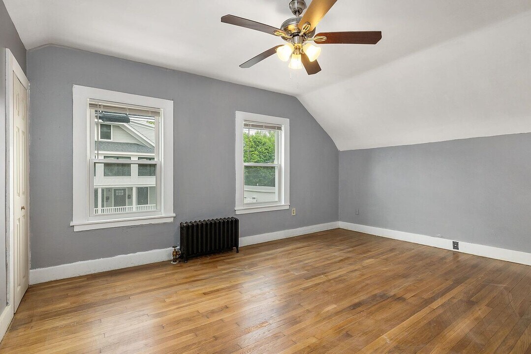 238 Bartlett St in Portsmouth, NH - Building Photo