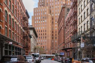 Tribeca Owners Corp. in New York, NY - Foto de edificio - Building Photo