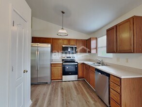 599 Astoria Ct in Independence, KY - Building Photo - Building Photo