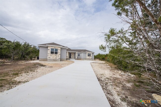 143 Native Pecan in Canyon Lake, TX - Building Photo - Building Photo
