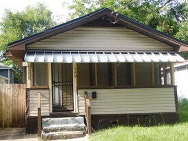 1599 W 21st St in Jacksonville, FL - Building Photo