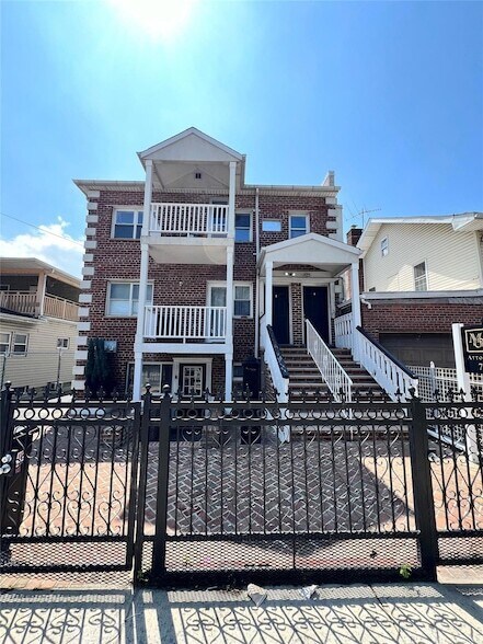 25-10 94th St in Queens, NY - Building Photo - Building Photo